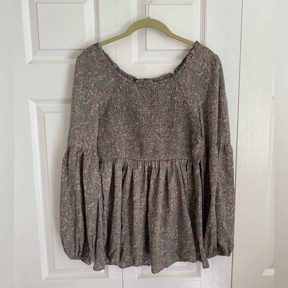 NWOT Floral Blouse Size L